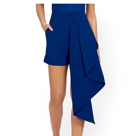New York & Company Asymmetrical Drape-Front Short NWT - Picture 2 of 4